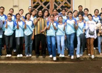 Pusat Spiritualitas Pasionis Nilo Berikan Pengharapan Iman kepada Siswa SMAK Santa Maria Immaculata Adonara