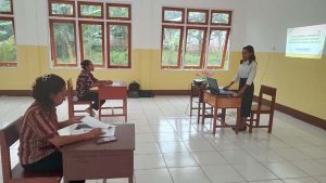 Siswa SMAK Santa Maria Immaculata Adonara Jadi Peneliti Muda, Tampilkan Karya Tulis  Ilmiah yang Menginspirasi