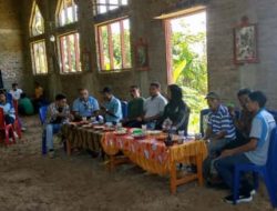 Bangun Karakter dan Kepedulian Sosial, Siswa SMAK Santa Maria Immaculata Adonara Jalani Live In di Desa Ilepati