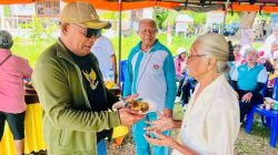 Bupati Lembata Hadiri Peringatan Hari Lansia, Berbaur dan Sapa Lansia dengan Penuh Kehangatan