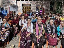 Hadiri Kegiatan KPM Siga Naran Ina, Bupati Kanis Dorong Pemberdayaan Ekonomi Perempuan Kepala Keluarga