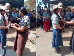Tamu Bule Festival Lamaholot Menyusuri Tangga Seribu Menuju Kampung Adat Watun Lewo Pito