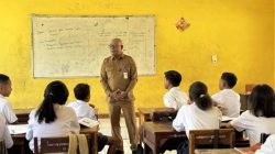 Kunjungi SMP Negeri 4 Nubatukan, Bupati Lembata Tekankan Peran Guru Bentuk Generasi Masa Depan