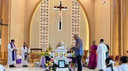Sekda Lembata Hadiri Misa Pemakaman Pater Nikolaus Strawn, SVD: Misionaris yang Jadikan Lembata sebagai Rumah Pengabdiannya